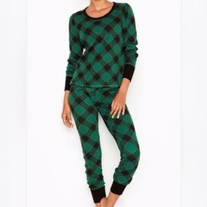 VICTORIA's SECRET Argyle Thermal Long Pajama Set